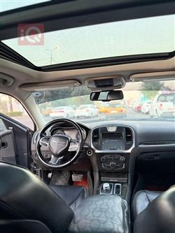 کرایسلەر 300